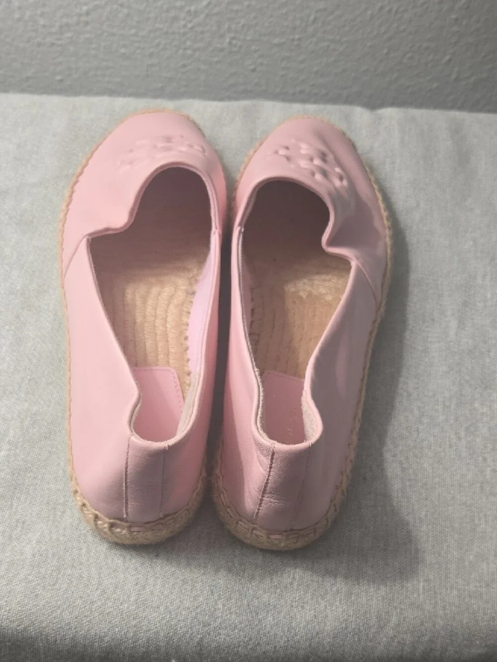 Tory Burch Pastel Pink Leather Espadrille Slingback Flats. NEW (Minor scratch)